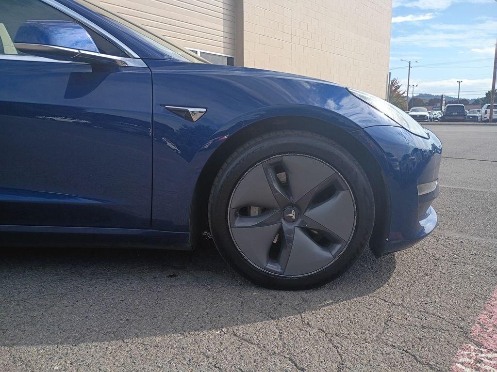tesla model 3 2019 5YJ3E1EBXKF452606 image tesla model 3 2019 5YJ3E1EBXKF452606 image